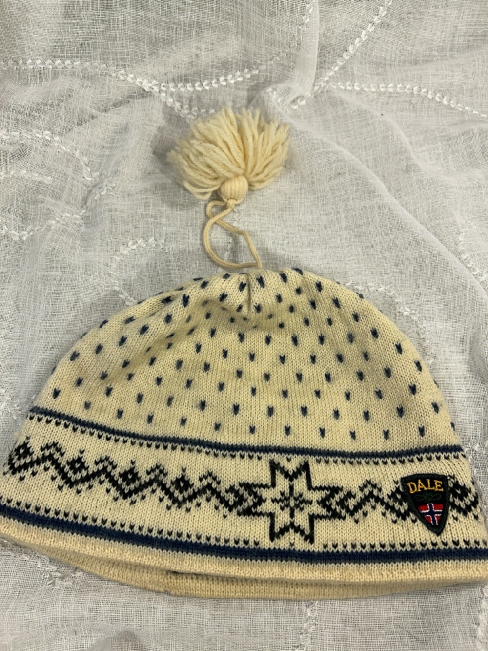 Dale of Norway vintage knitted hat size M